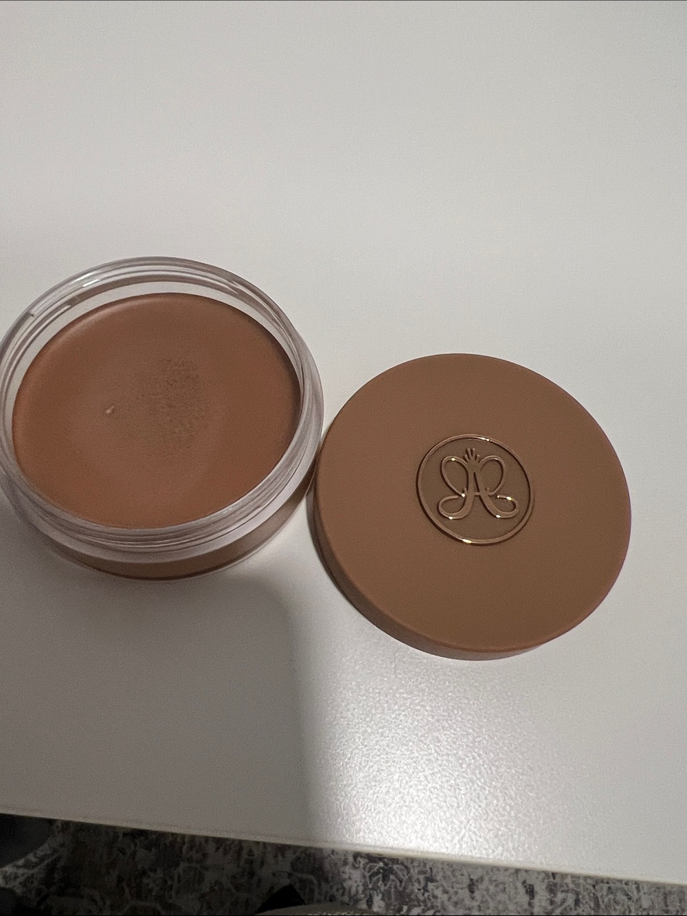 Anastasia Beverly Hills Cream Contour Golden Tan / Light to medium